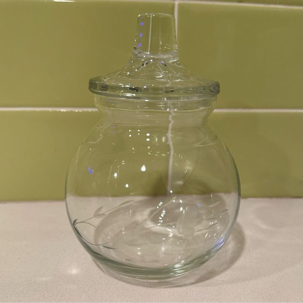 Vintage Princess House Heritage Etched Crystal Jar with Lid